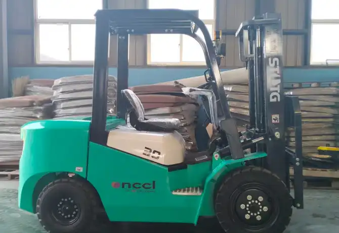 forklift for warehouse7